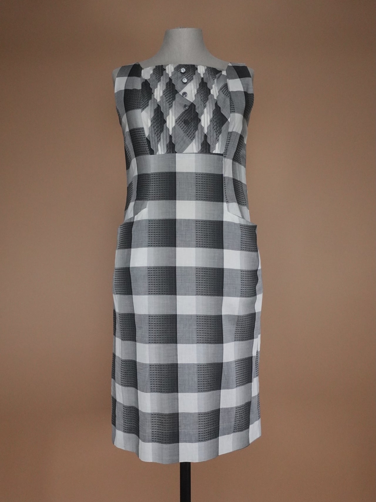 1950s - Grey Plaid Sleeveless Frocked Cotton Sun Dress