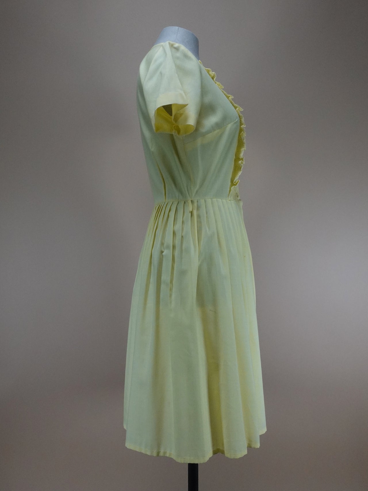 Vintage 1940s - Lemon Yellow Day Dress