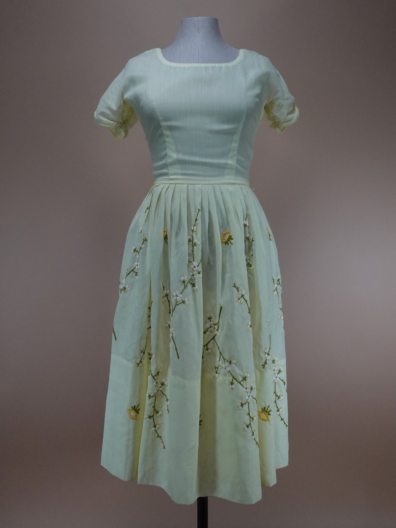 Vintage 1950s - Lemon Yellow Flower Embroidery Day Dress
