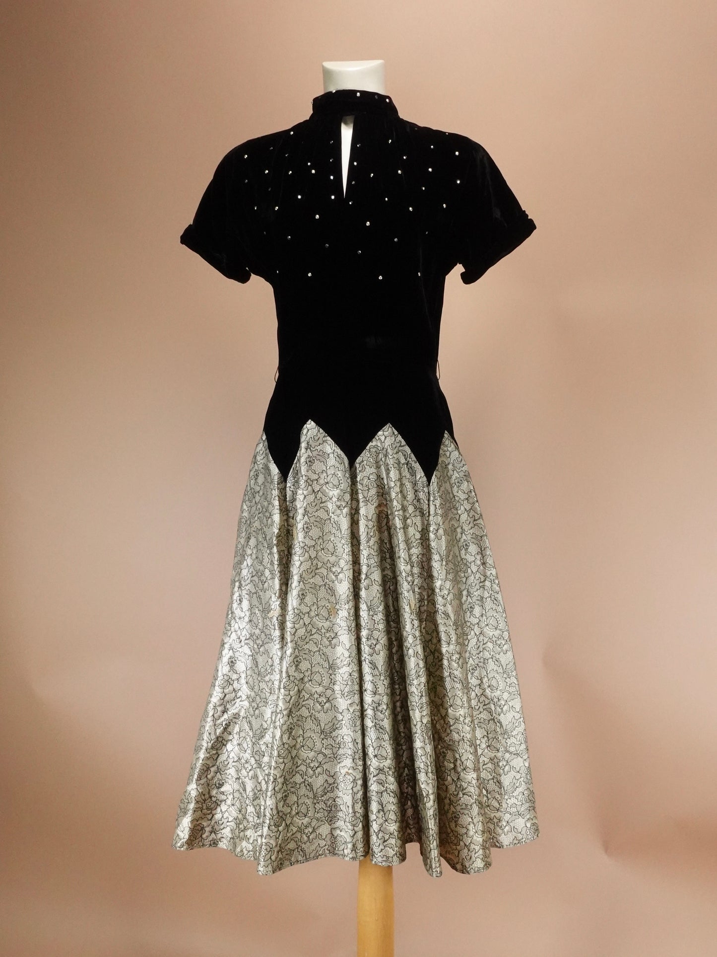 Vintage 1950s | Silk Velvet Dress | Mandarin Collar | Embellished