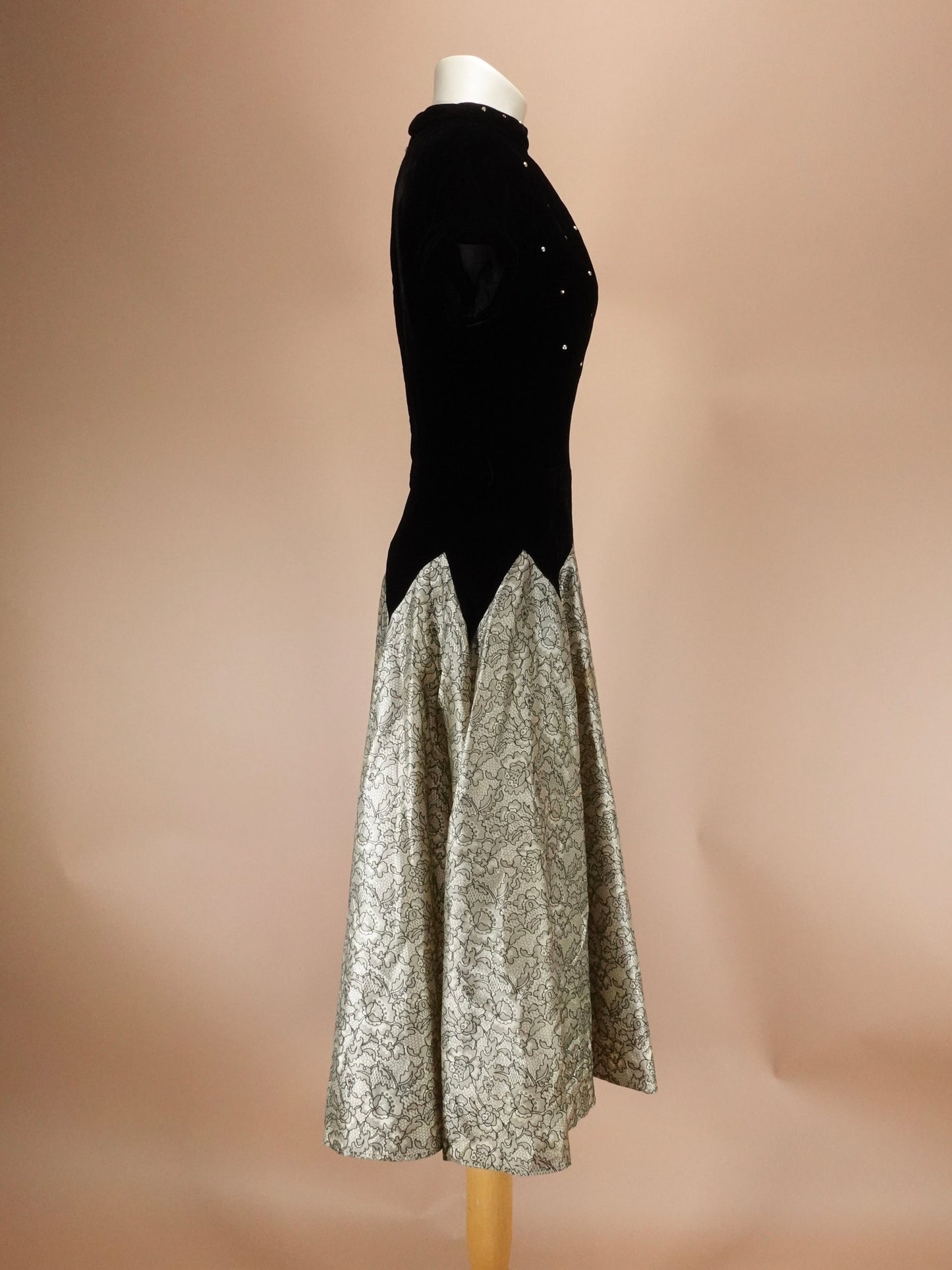 Vintage 1950s | Silk Velvet Dress | Mandarin Collar | Embellished