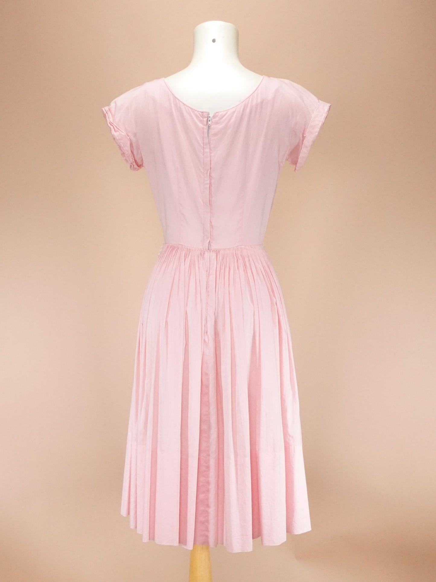 Vintage 1950s | Baby Pink Dress