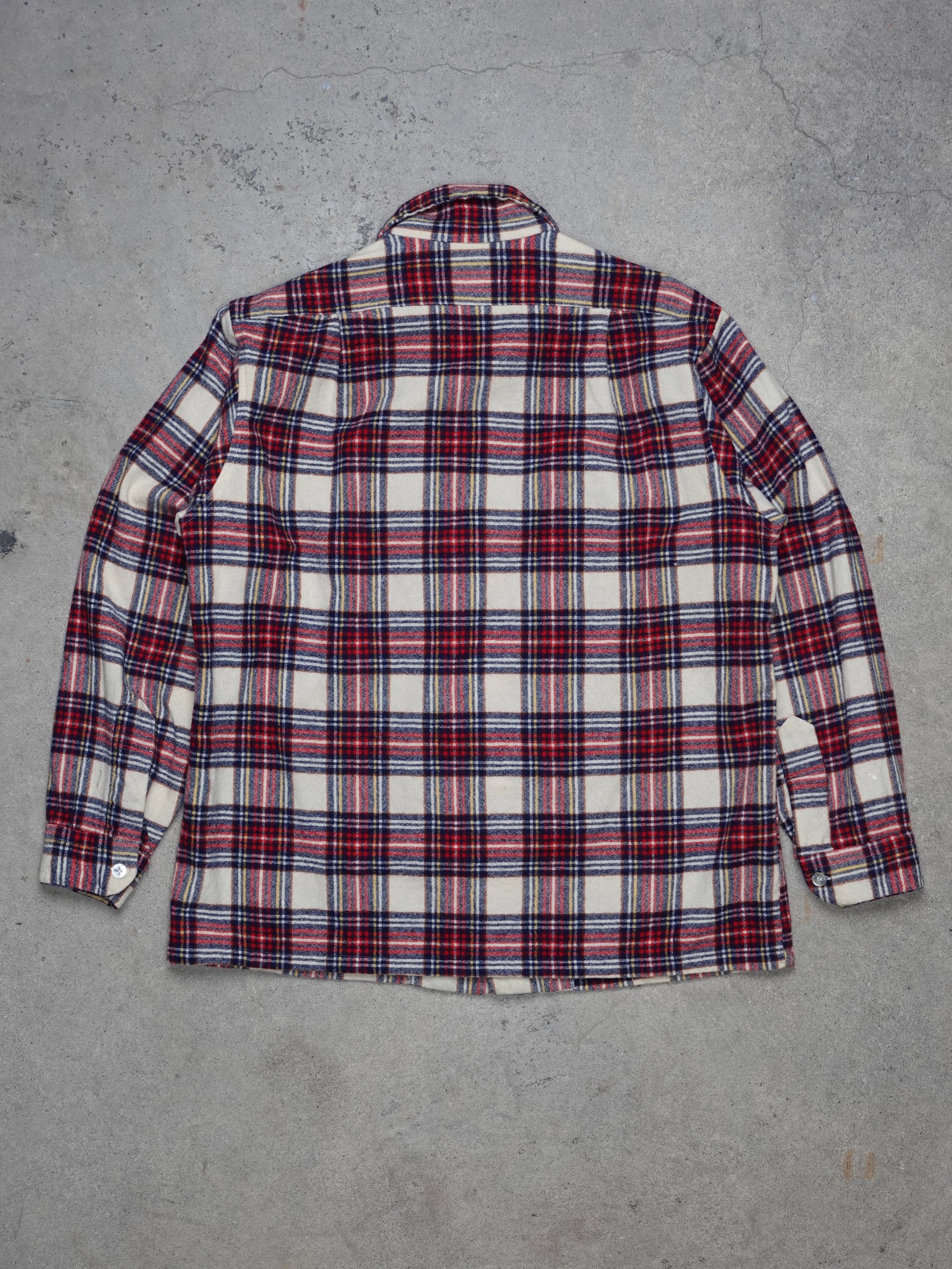 Pendleton Plaid Flannel Button-Up Shirt (M)