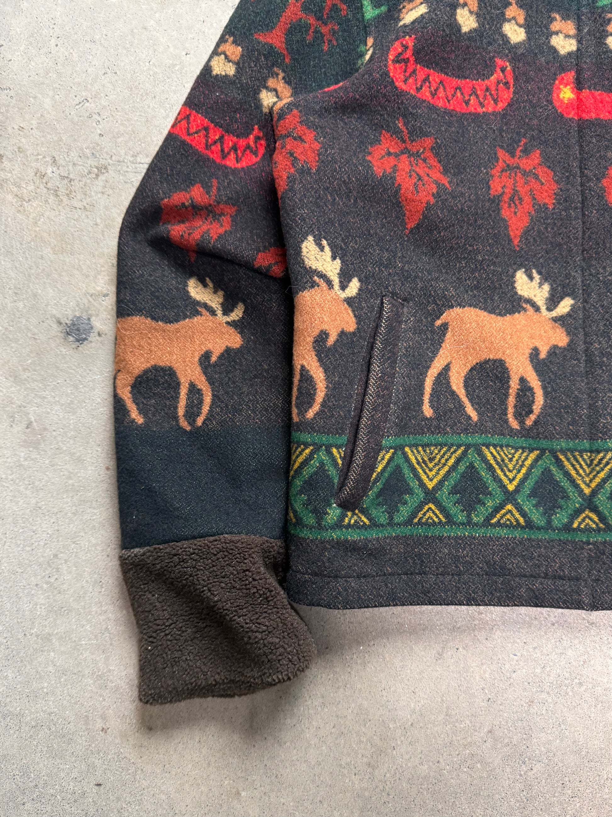 Pendleton Moose Pattern Sherpa Lined Jacket (L)