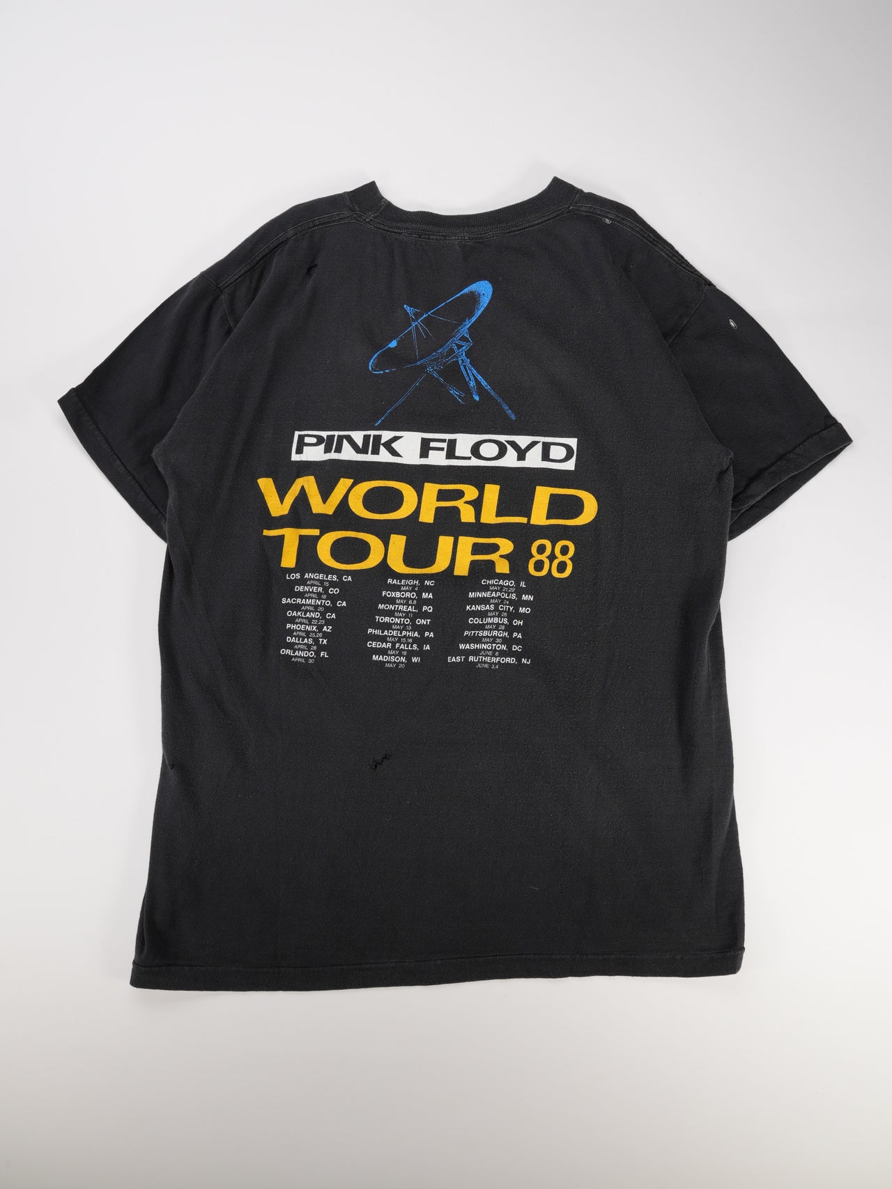 1988 - Pink Floyd World Tour Graphic T-Shirt
