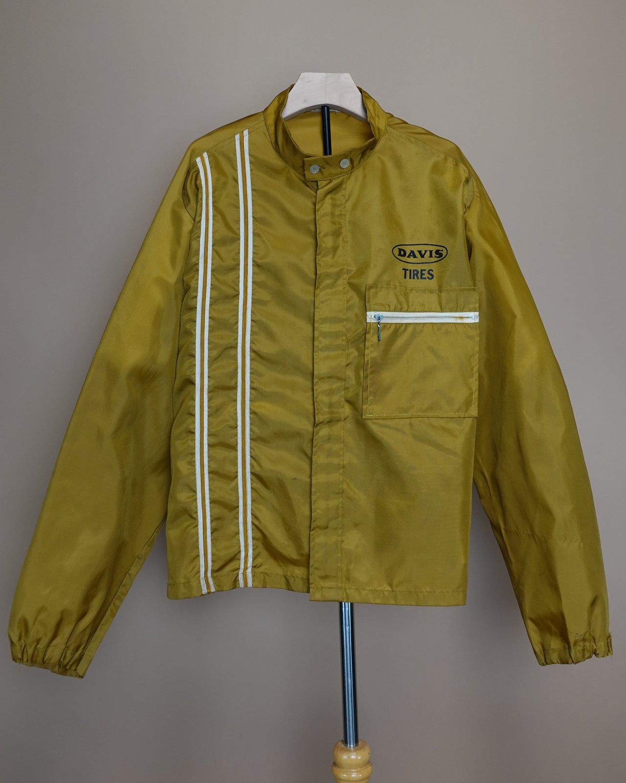 Vintage 1990s Davis Tires / Work Jacket / Regular Fit / Retro